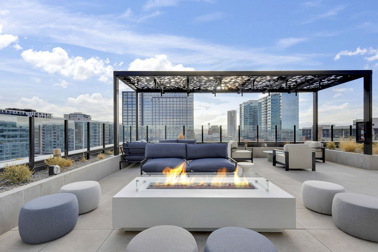 Roof deck at Mercer At Union Station (3 of 4)