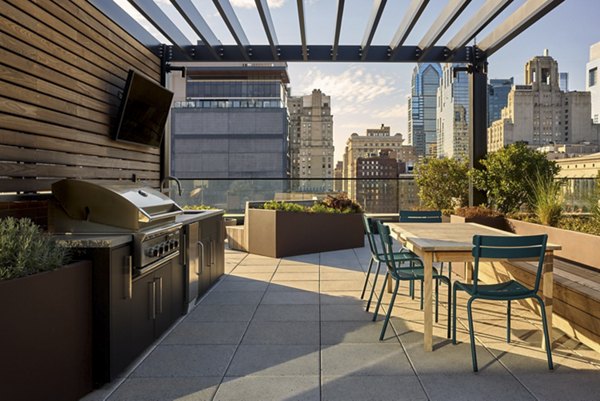 grill area at Jessup House Apartments