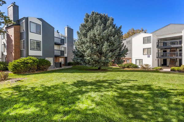 Loretto Heights Apartments: Elegant building in a serene setting