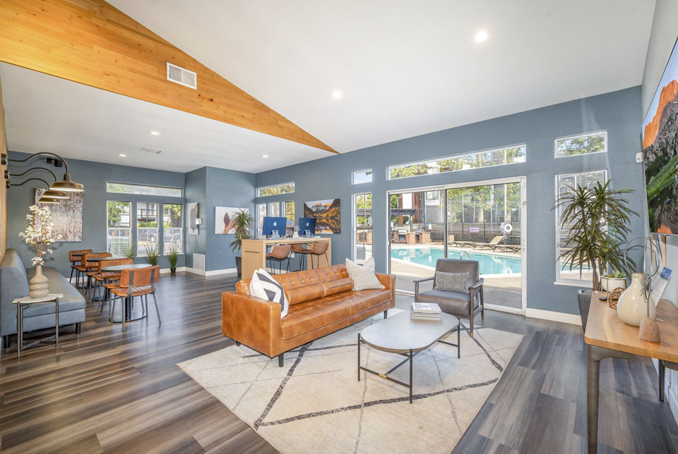 clubhouse at Loretto Heights Apartments 