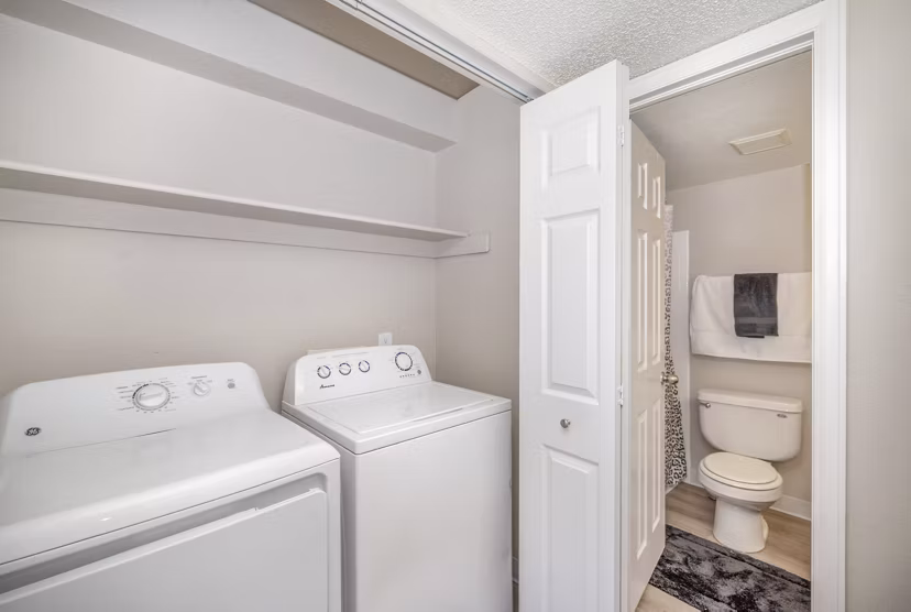 laundry facility at Loretto Heights Apartments 