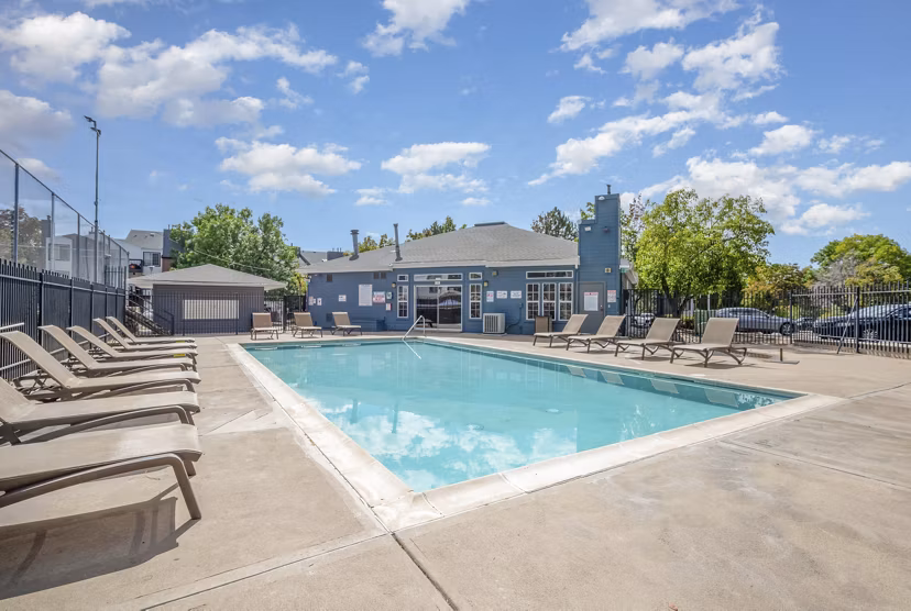 pool at Loretto Heights Apartments 