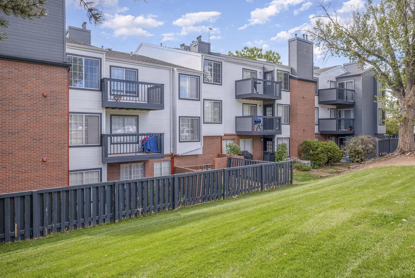 recreational area at Loretto Heights Apartments 