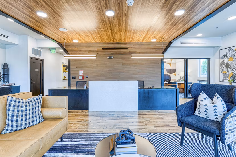 The Banks of Springdale: Modern clubhouse with leasing office featuring luxury amenities and stylish decor