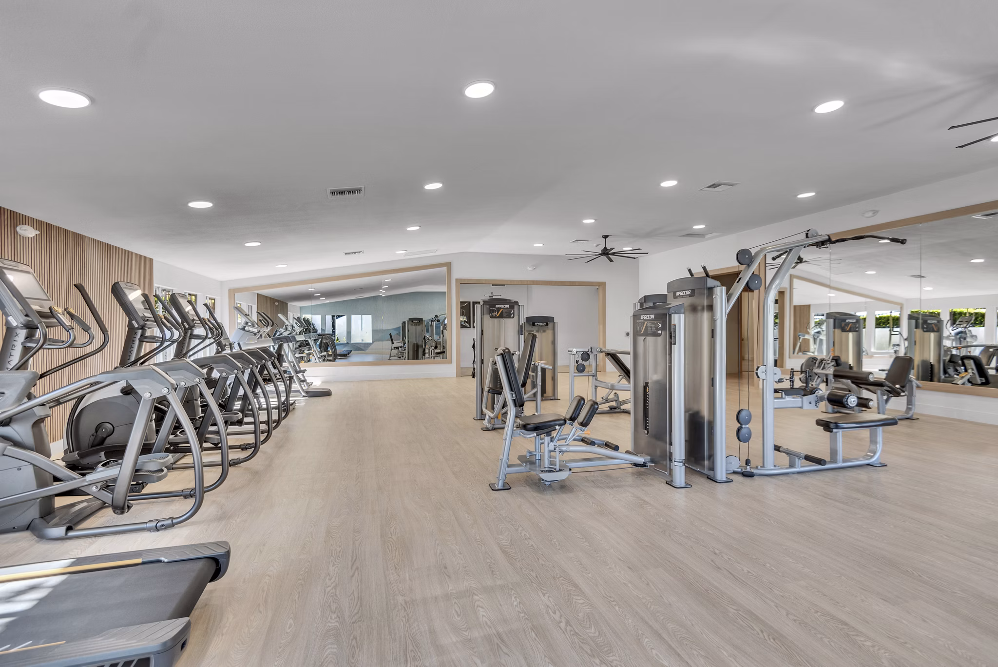 fitness center at Ravello Apartments