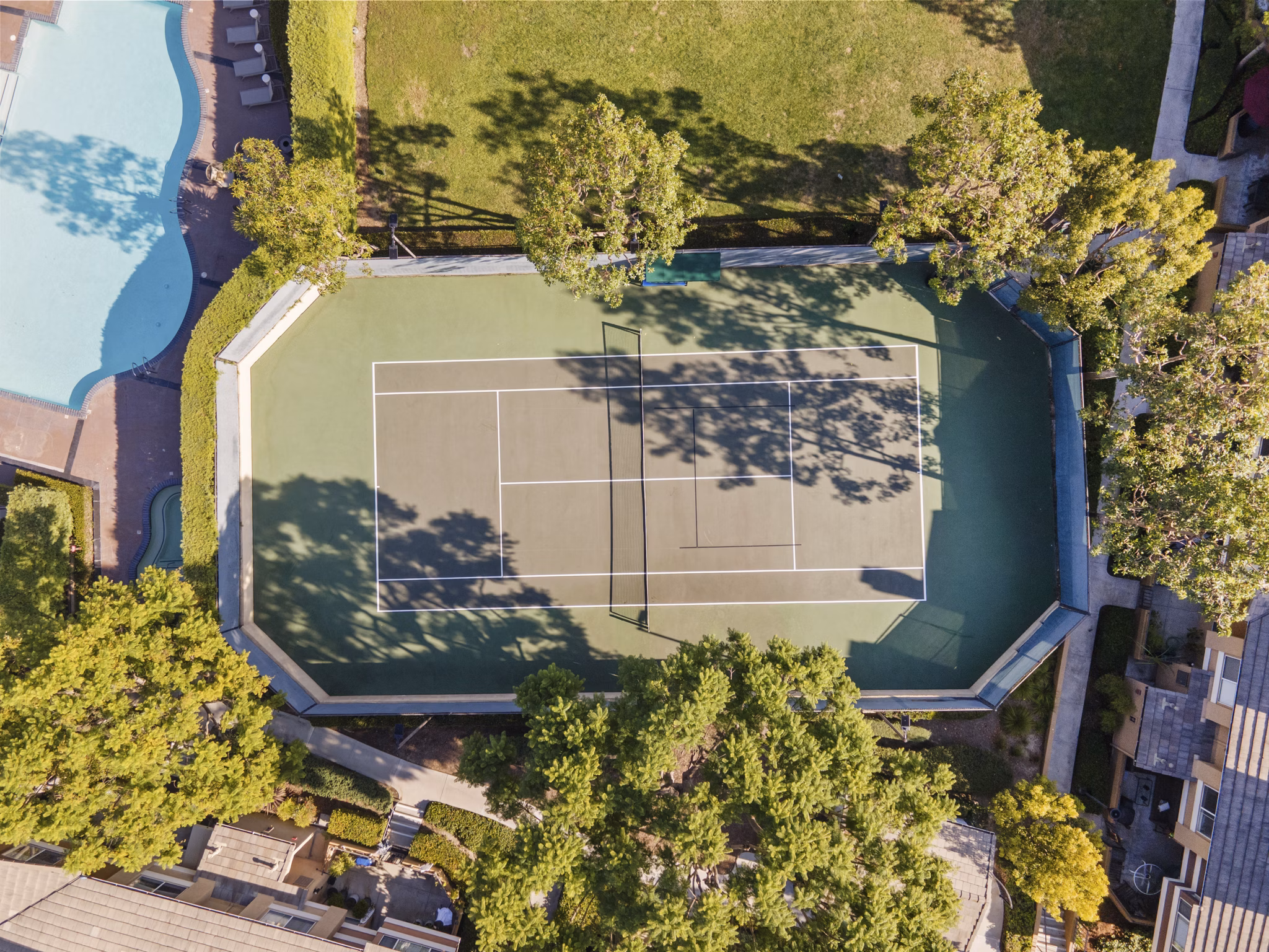 sport court at Ravello Apartments