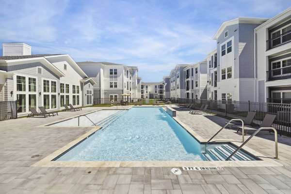 pool at Willow Plaza Apartments