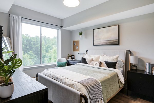 bedroom at Vista Fairfax Corner Apartments