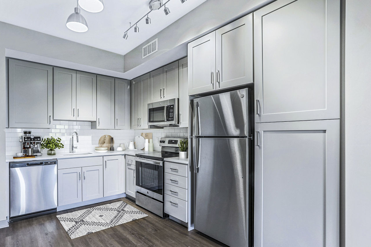 Vista Fairfax Corner is a similar property to Copperfield Square Apartments located in Fairfax