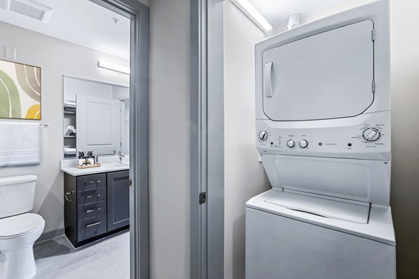 laundry room at Vista Fairfax Corner Apartments