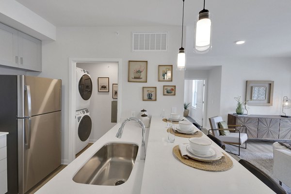 dining room at Thayne Apartments 