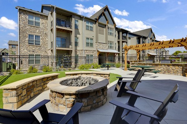 grill area at Thayne Apartments 