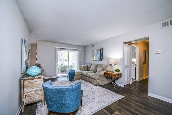 living room at Woodshire Apartments