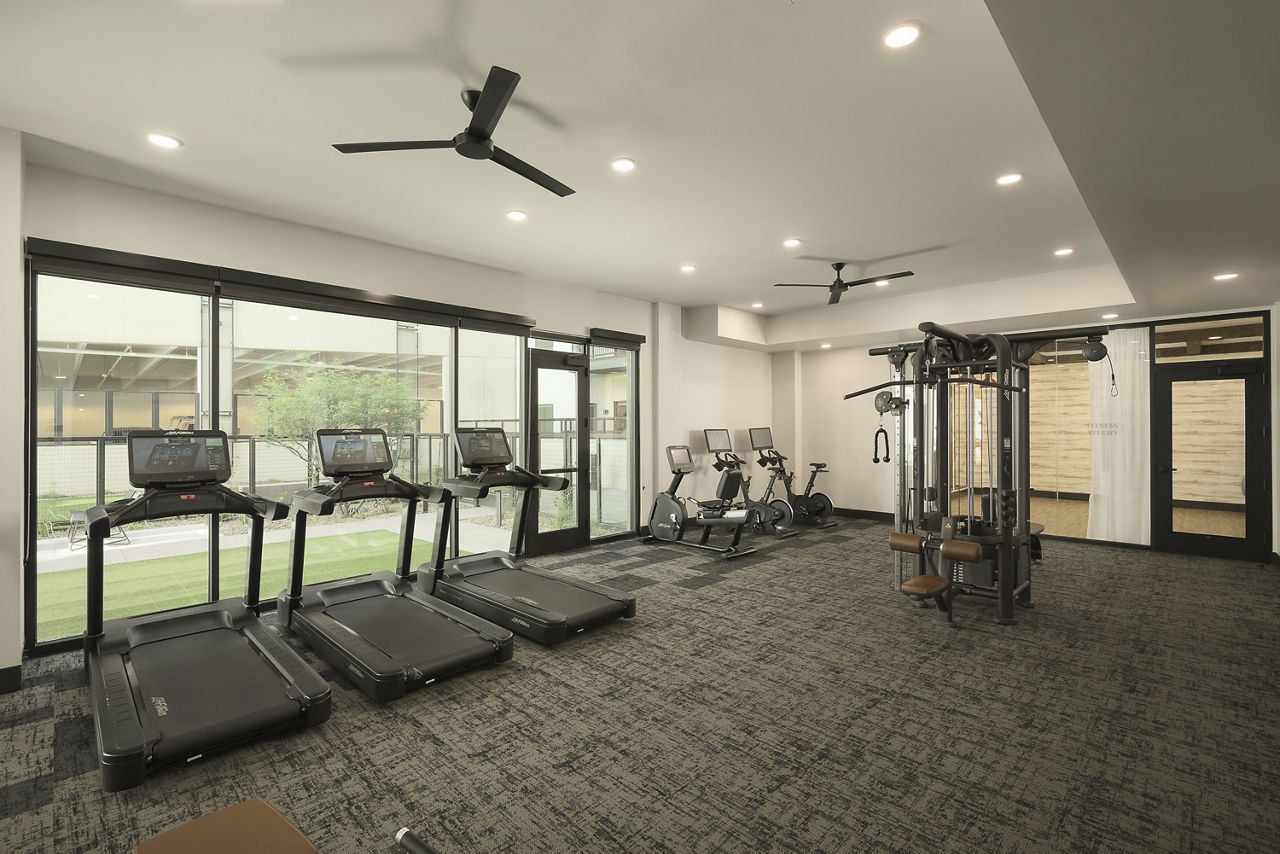 Gym at Smith Rio (1 of 3)