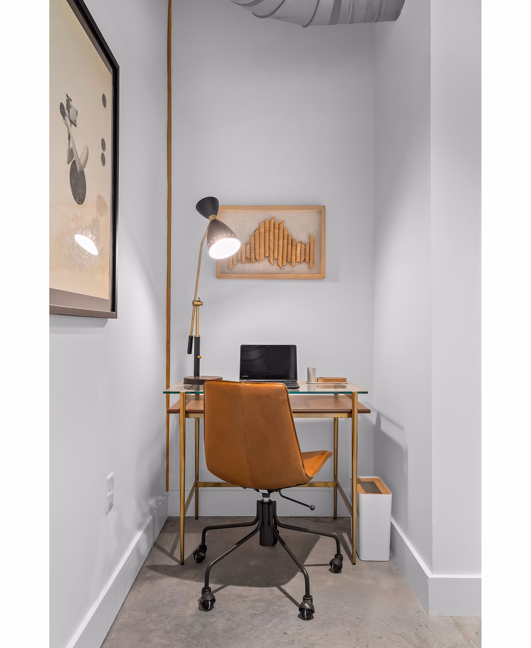 Modern living room with cozy seating and stylish decor in Ann Street Lofts Apartments