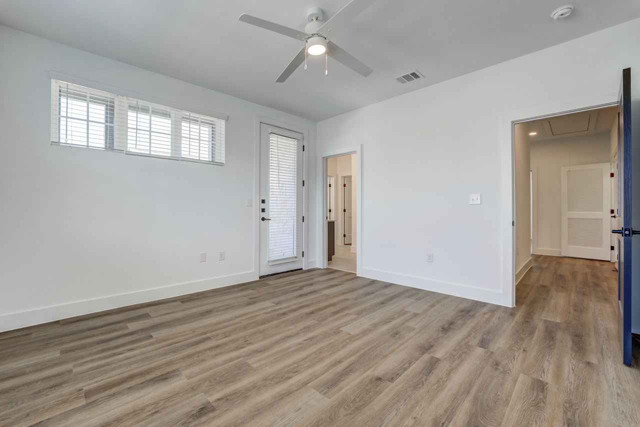 Escalon Townhomes Leander Tx 7 of 12