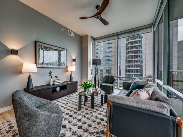 Contemporary living room with modern decor at 3700M Apartments in Dallas by Greystar