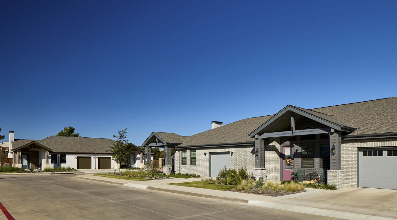Avenida Carrollton Carrollton Tx 3 of 12