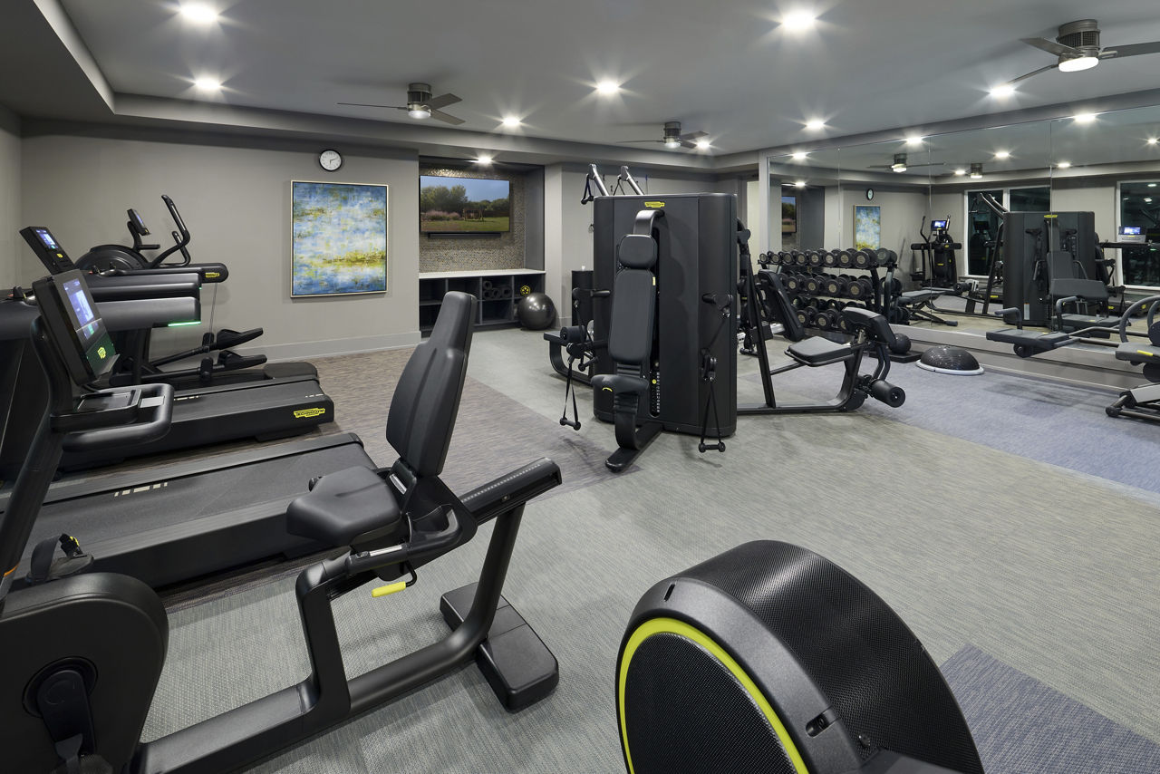Gym at Avenida Carrollton (2 of 2)