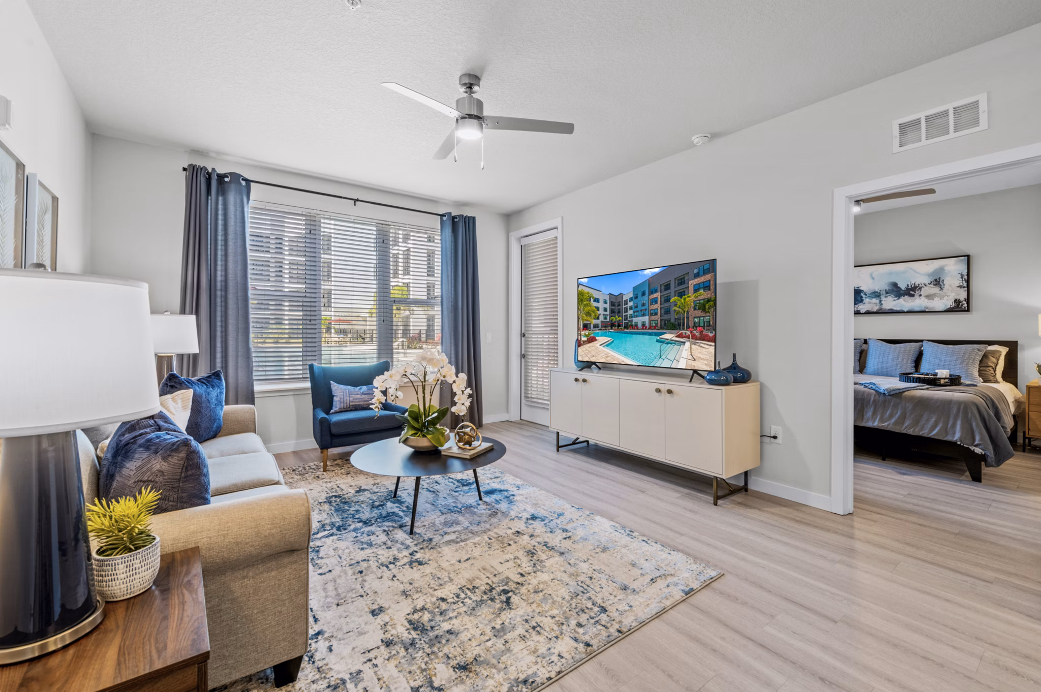 living room at The Pointe at Lakewood Ranch Apartments 