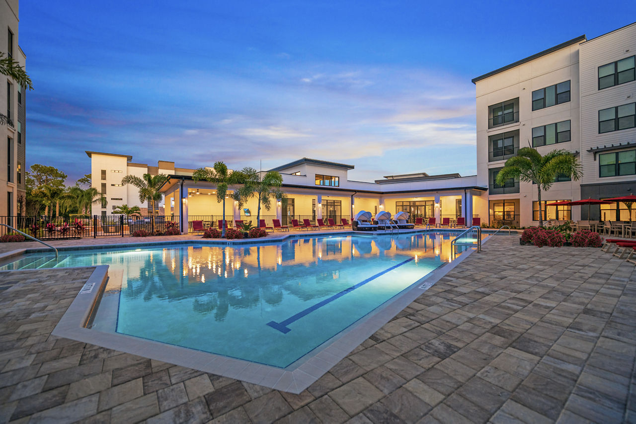 The Pointe At Lakewood Ranch Lakewood Ranch Fl 2 of 12