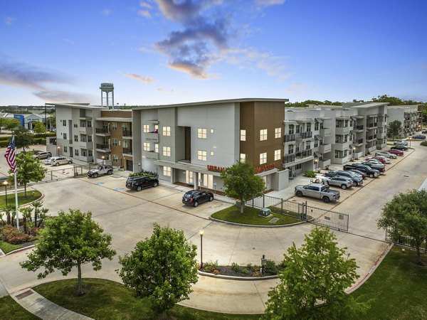 exterior at Urban Crest Apartments