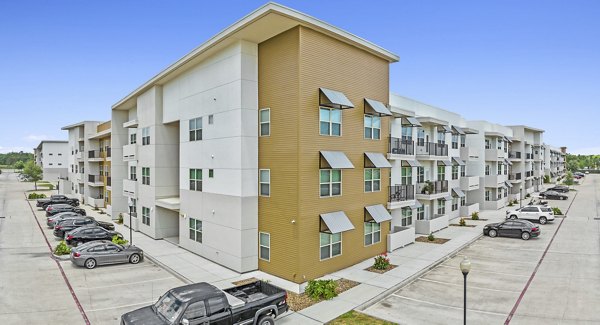 exterior at Urban Crest Apartments