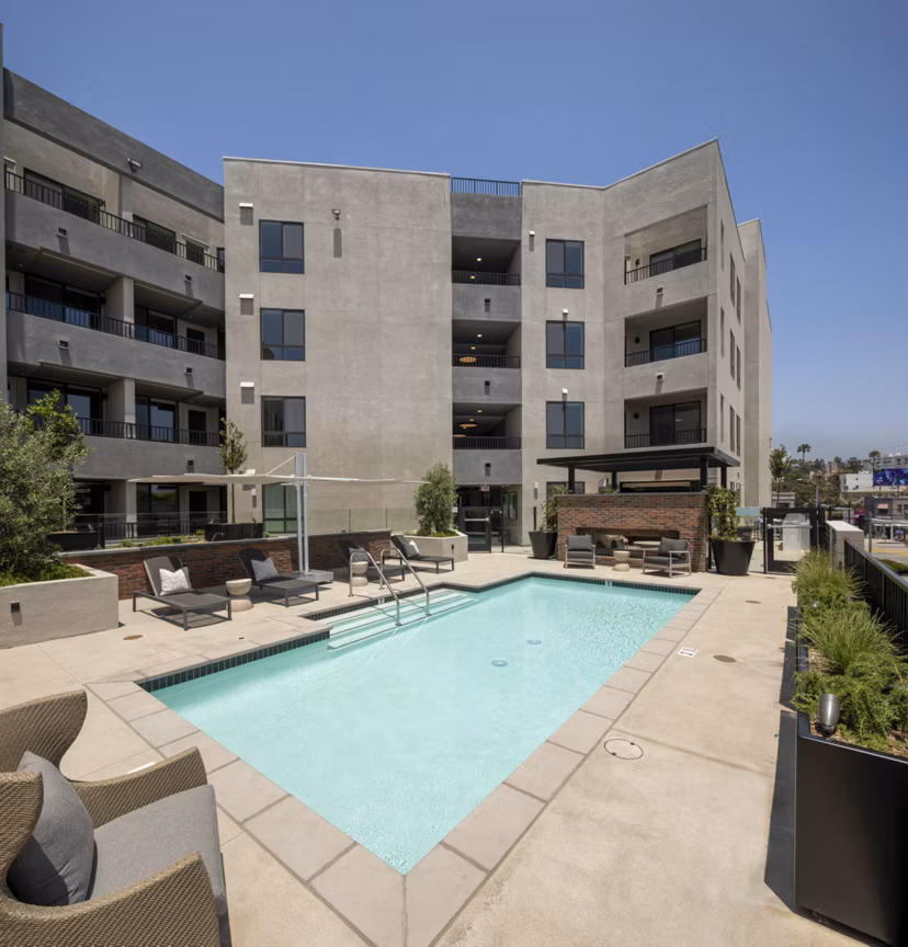 Rae on Sunset: Stylish pool area at luxury apartments in vibrant West Hollywood