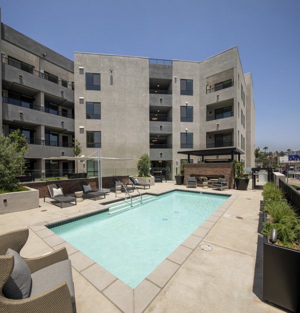 Rae on Sunset: Stylish pool area at luxury apartments in vibrant West Hollywood