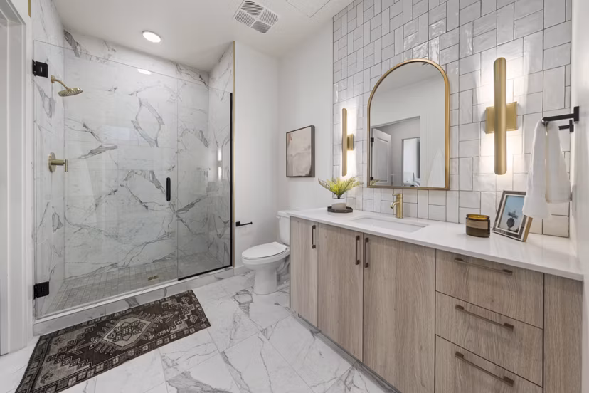 Modern bathroom with sleek fixtures at Moontower PHX Apartments, offering luxury living experience in prime Phoenix location