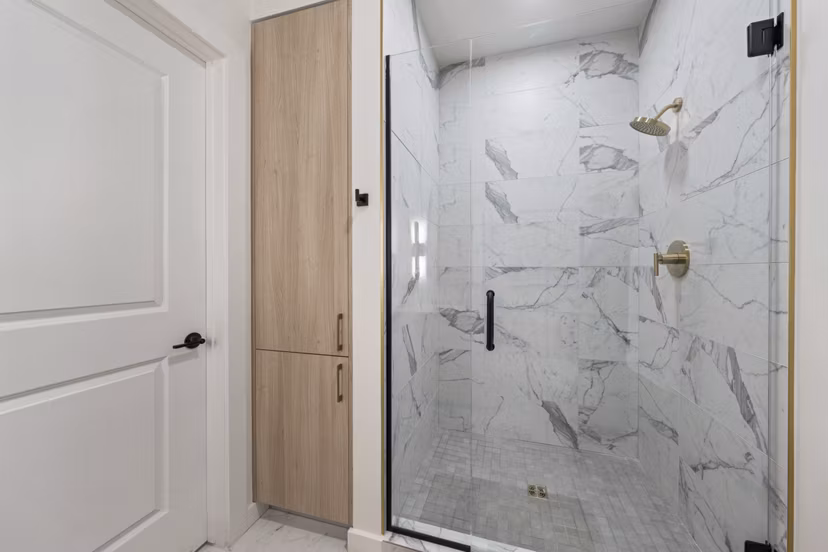 Modern bathroom with sleek fixtures at Moontower PHX Apartments