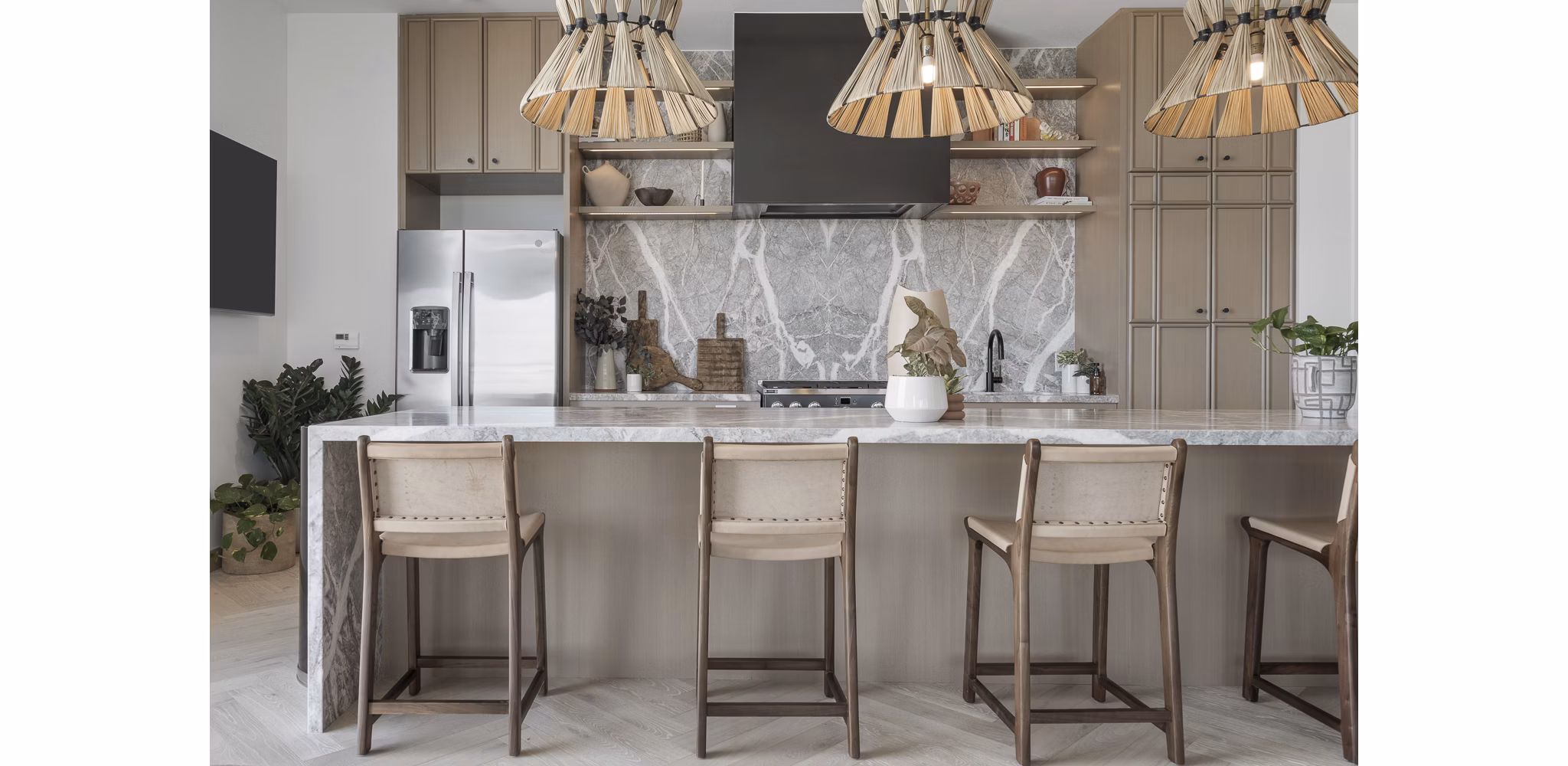 Contemporary clubhouse with modern furnishings at Moontower PHX Apartments