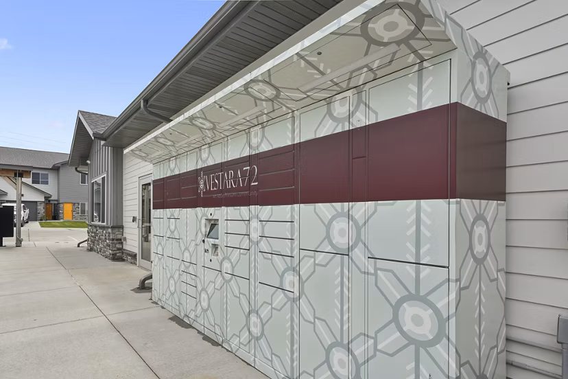 Vestara 72 Apartments: Sleek building at luxury apartments in downtown