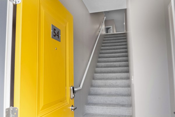 Vestara 72: Elegant mid-rise luxury apartments in the heart of downtown