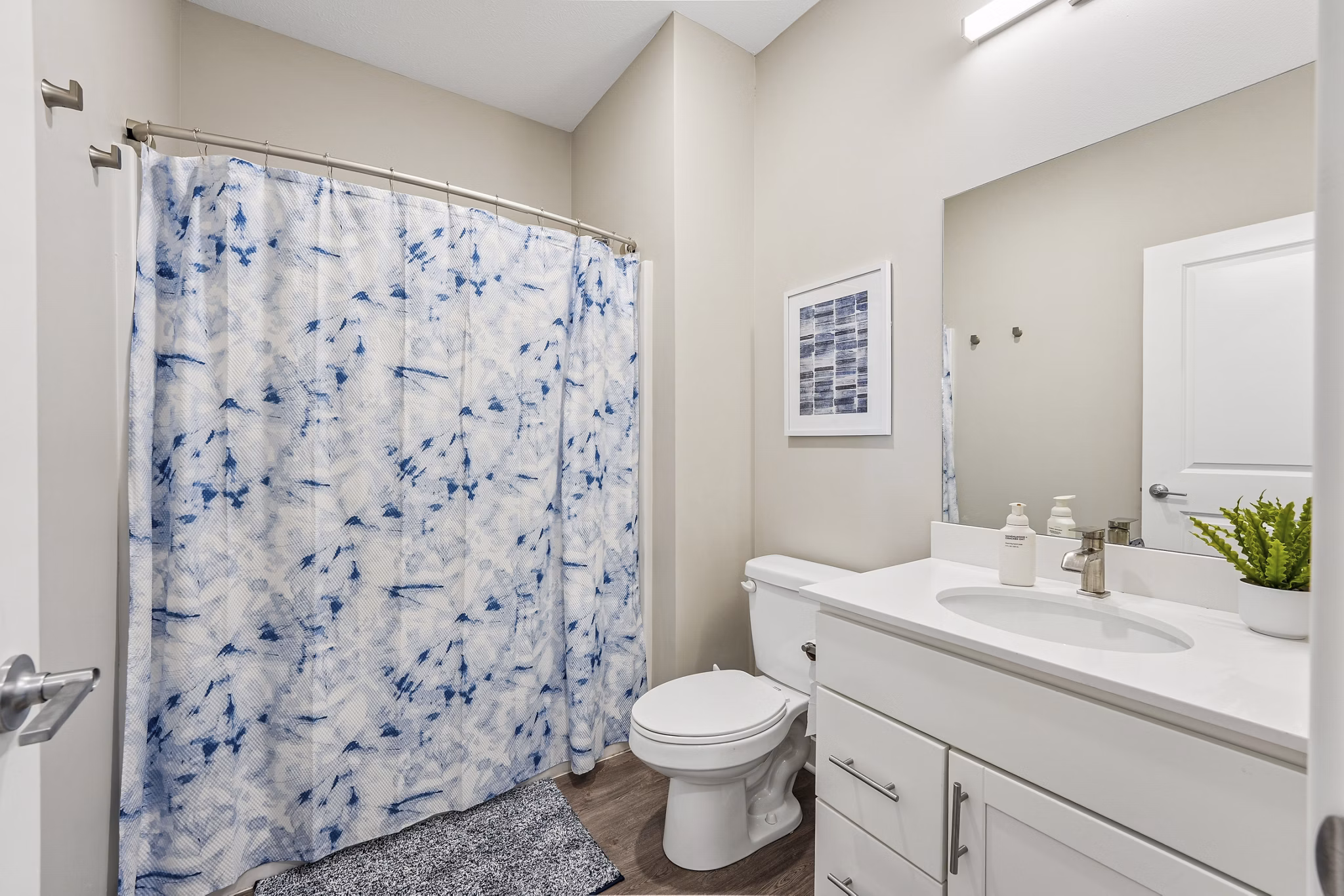 Bathroom at Vestara 72 Apartments