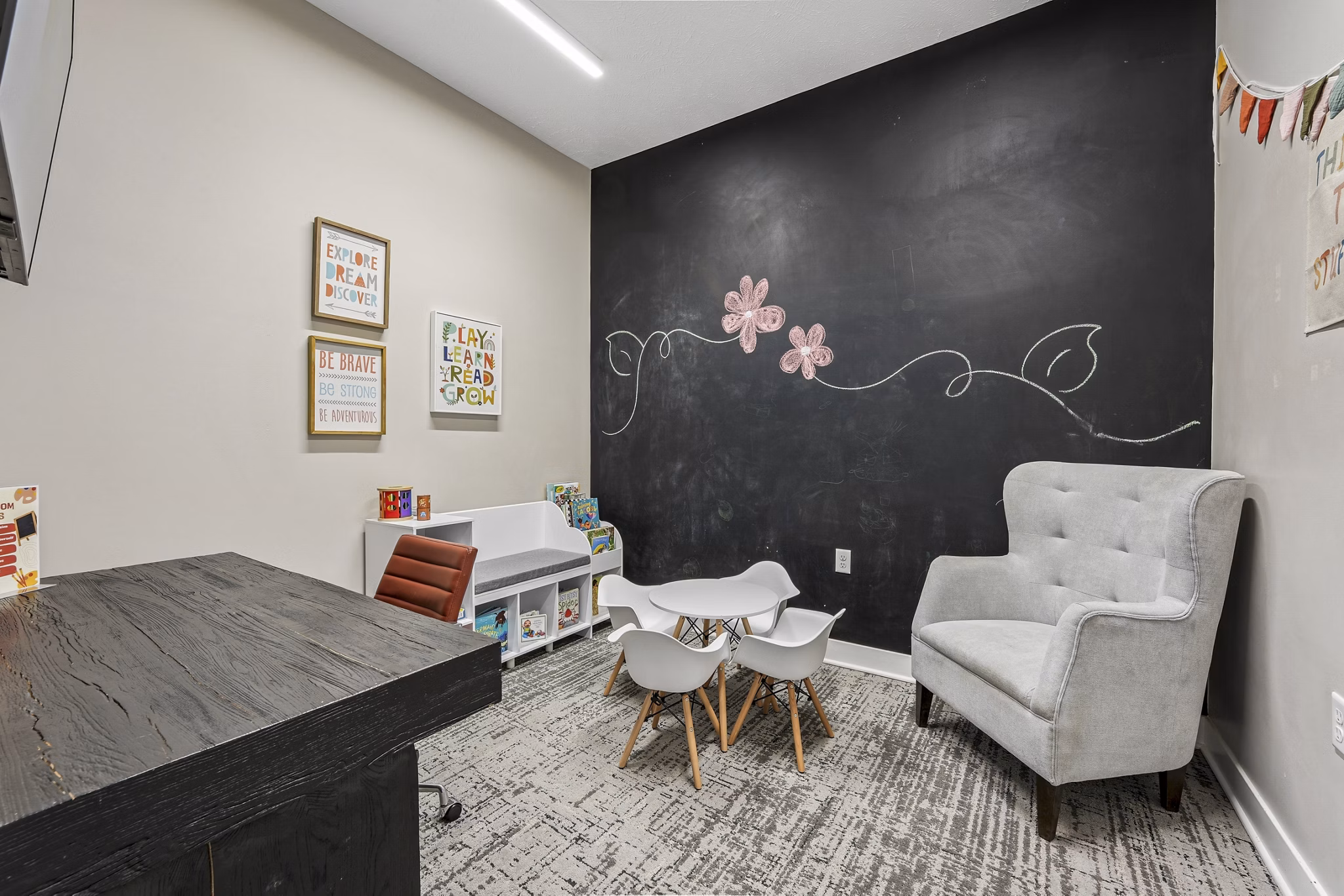 Clubhouse/Lobby at Vestara 72 Apartments