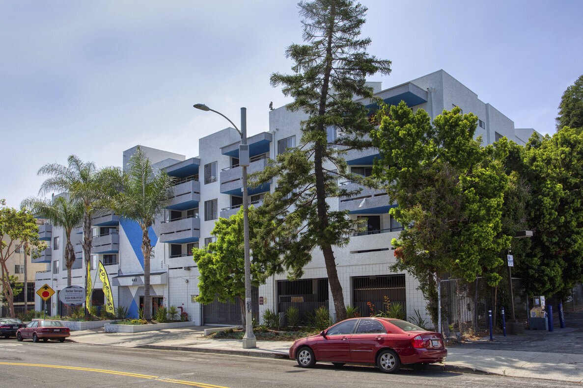 Harbor Terrace Apartments in Los Angeles Greystar