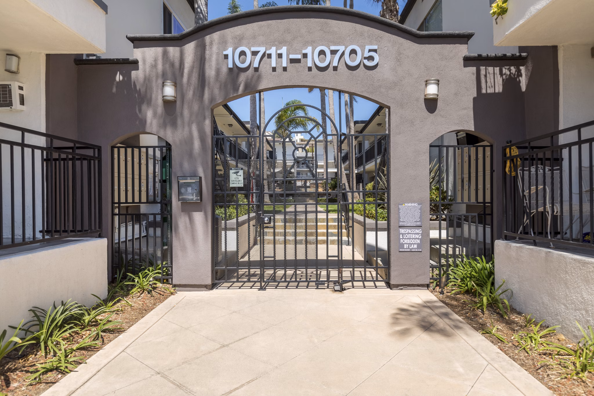 exterior at Pacific Rose Apartments