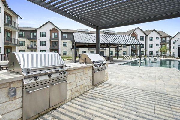 grill area/patio at The Gin Mill Apartments