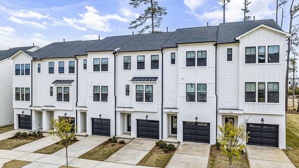 Abode Kerr Ridge: Elegant view of luxury apartments in a vibrant neighborhood