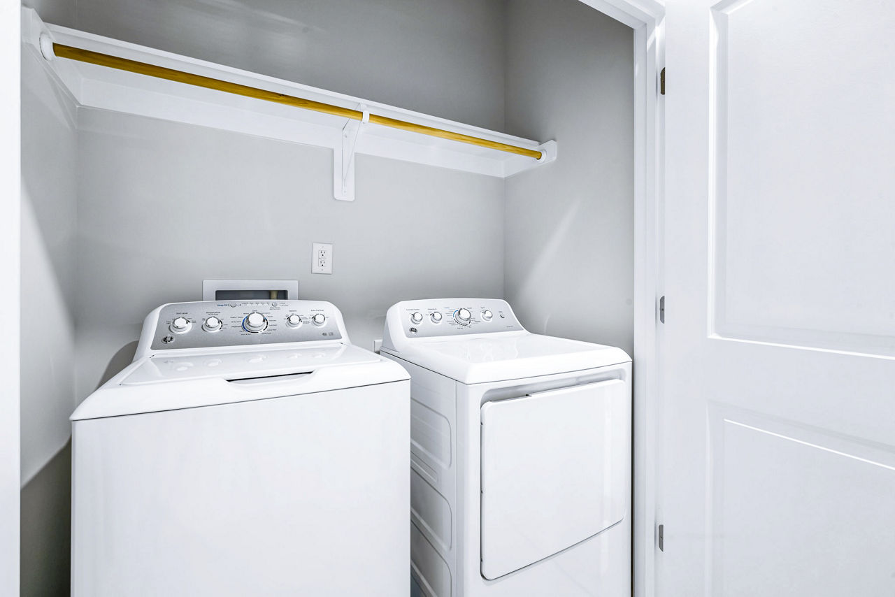 Laundry room at Abode At Kerr Ridge