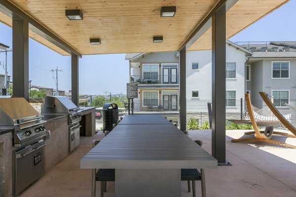 patio at Park at Stone Oak Apartments