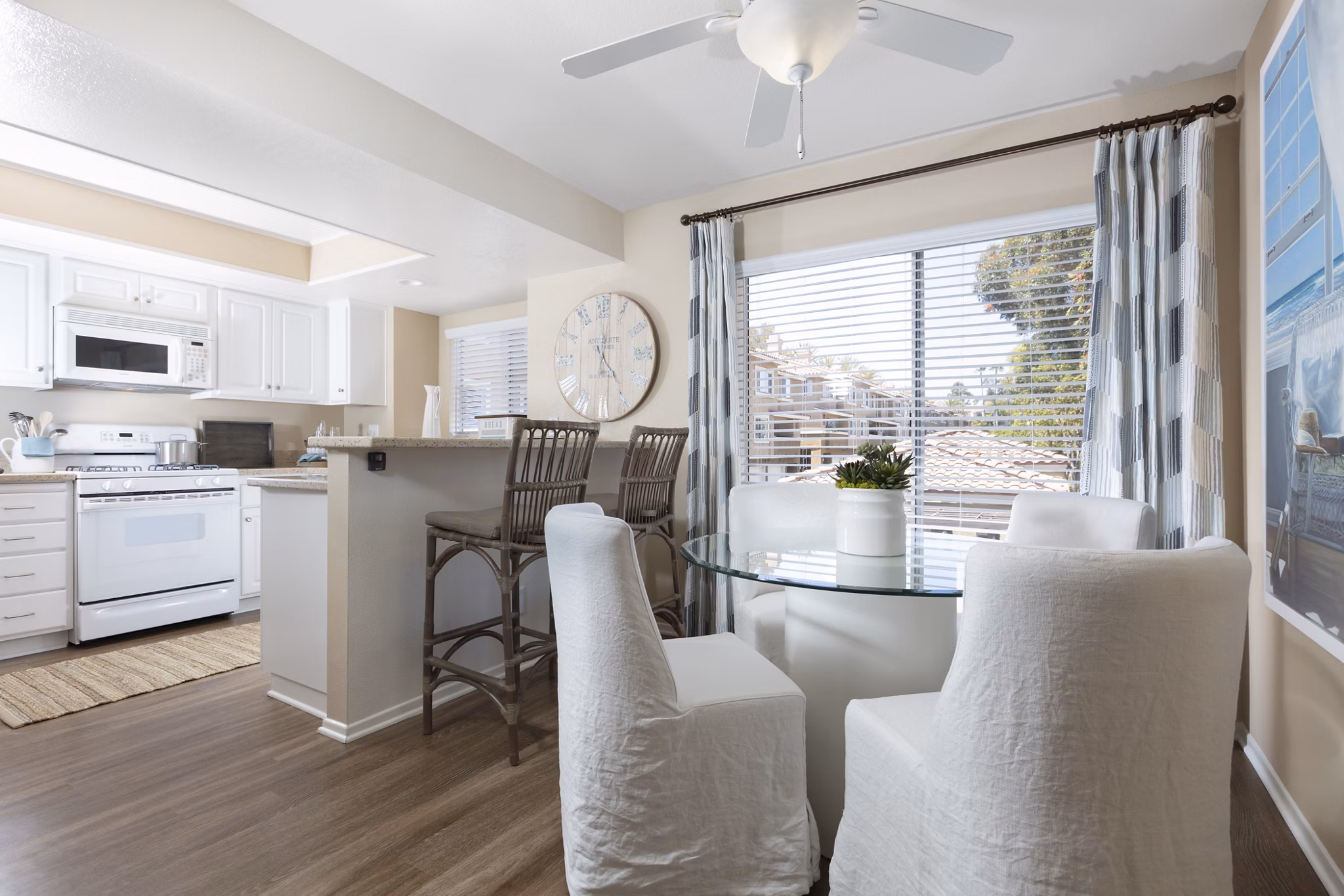 Dining area with modern decor at Barcelona Apartments offering luxurious living in the Greystar luxury community