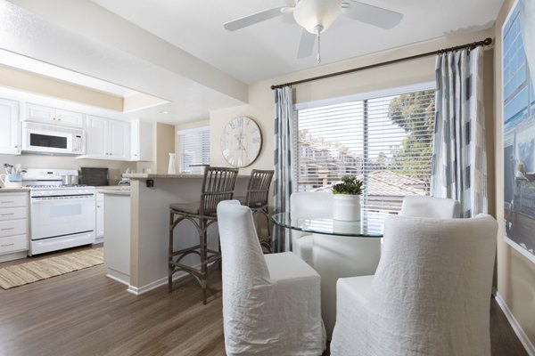 dining area at at Barcelona Apartments