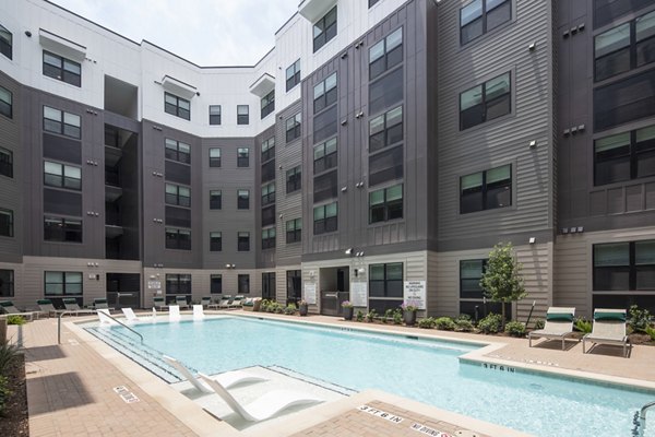 pool at Broadstone North ATX Apartments