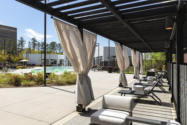 patio at 550 Northridge Apartments