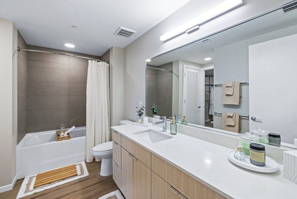 Modern bathroom with sleek fixtures at 400H Apartments