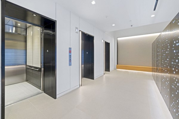 clubhouse elevator at 400H Apartments