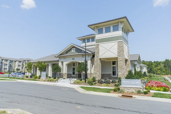 exterior at Pringle Square Apartments