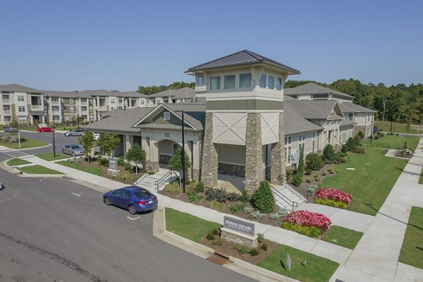 exterior at Pringle Square Apartments